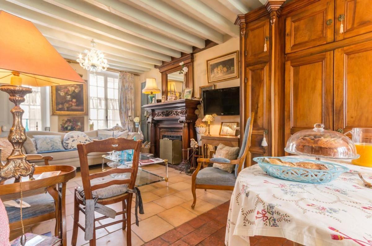 La Maison Bleue Arquian Bagian luar foto