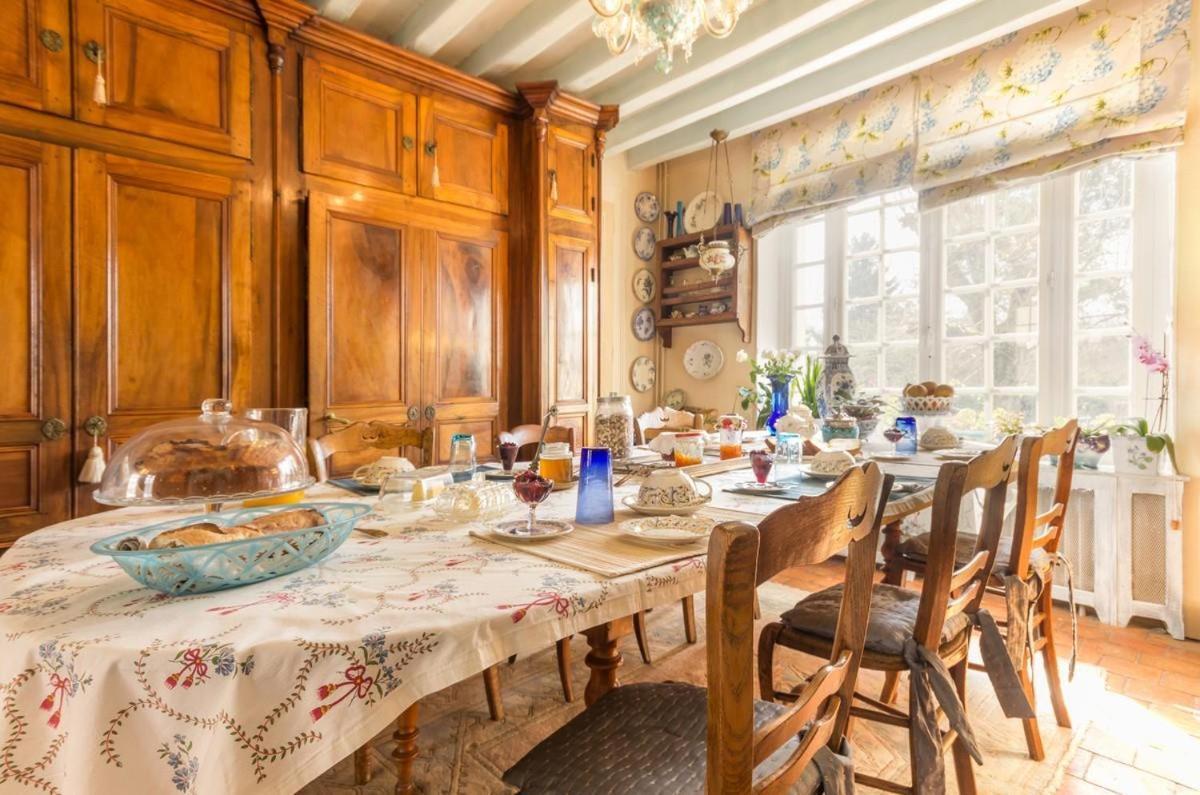 La Maison Bleue Arquian Bagian luar foto